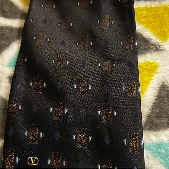 Valentino tie - Picture 3 of 7